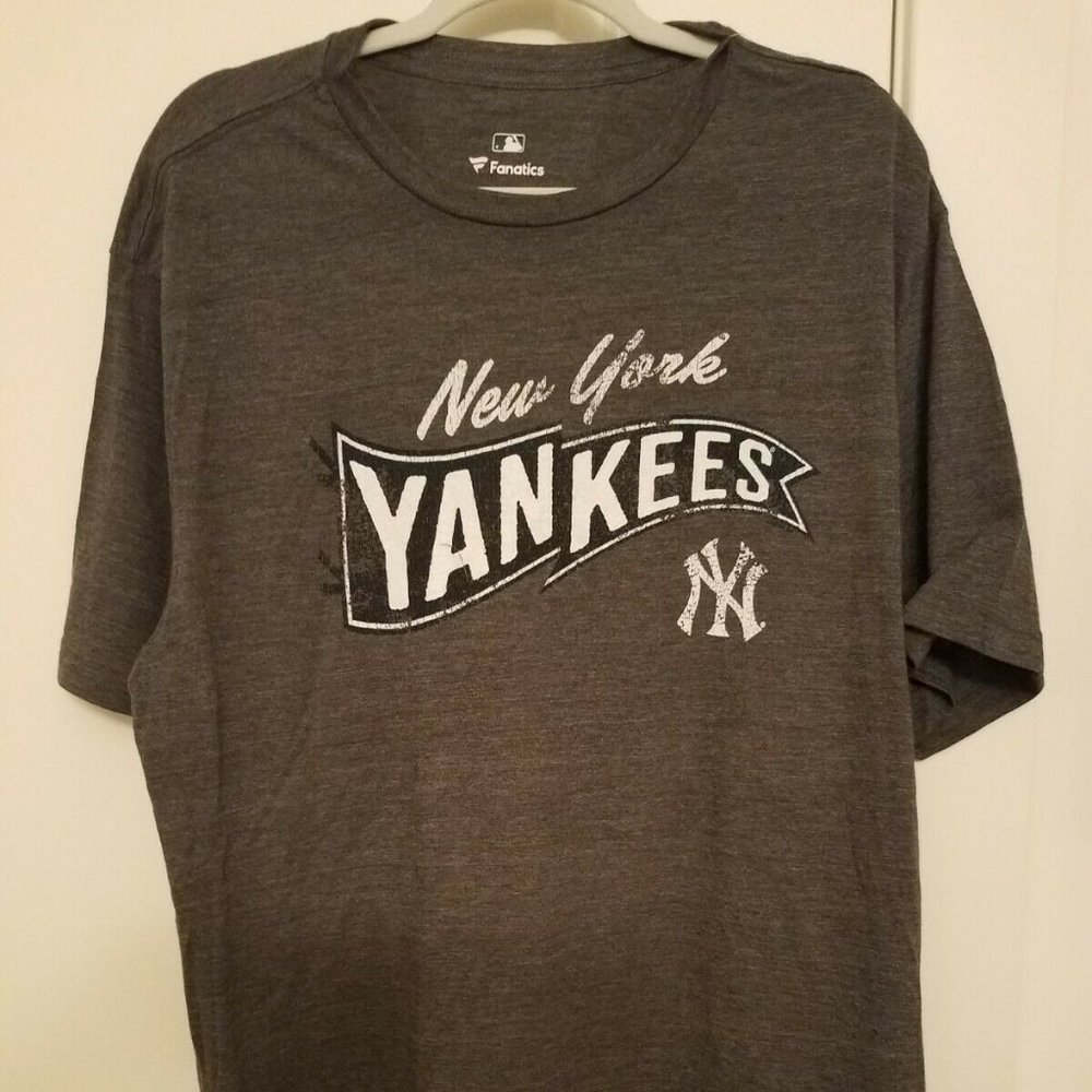 NY Yankees Fanatics Gray Pennant T Shirt Men's XL